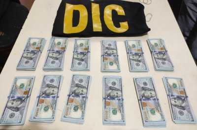 Empleada domestica termina detenida después de llevarse 60.000 dolares de su trábajo