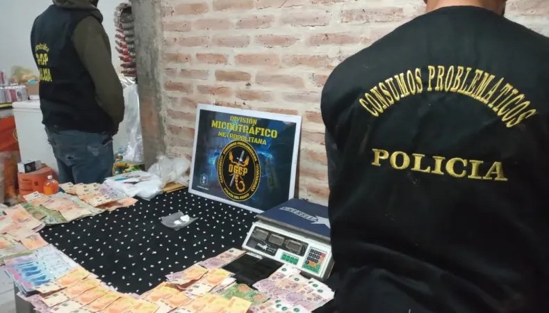 Detienen a dos sujetos con cocaína lista para distribuir, cotizada en mas de $ 700.000