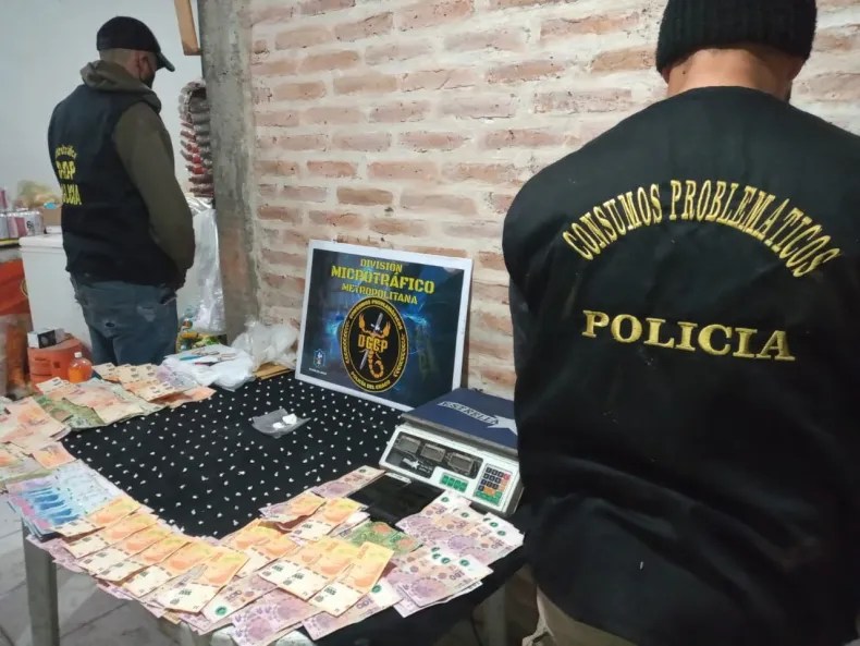 Detienen a dos sujetos con cocaína lista para distribuir, cotizada en mas de $ 700.000