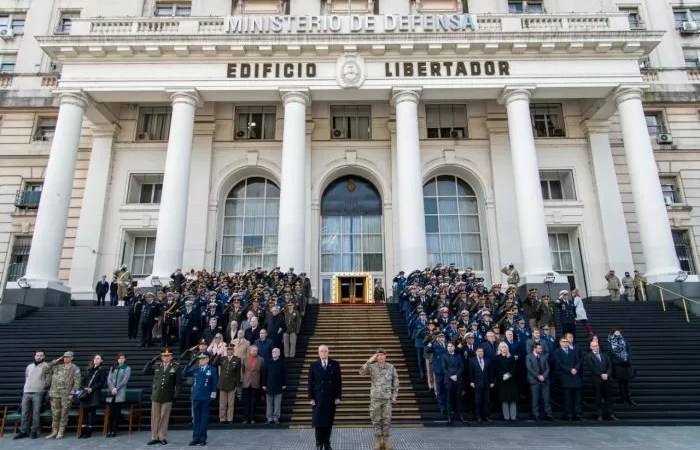 Sin ajuste en las Fuerzas Armadas: el Gobierno reforzó el presupuesto y define si hay suba de salarios