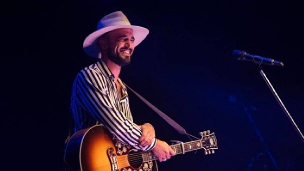 Abel Pintos, brindará un show gratuito en el autódromo de Resistencia