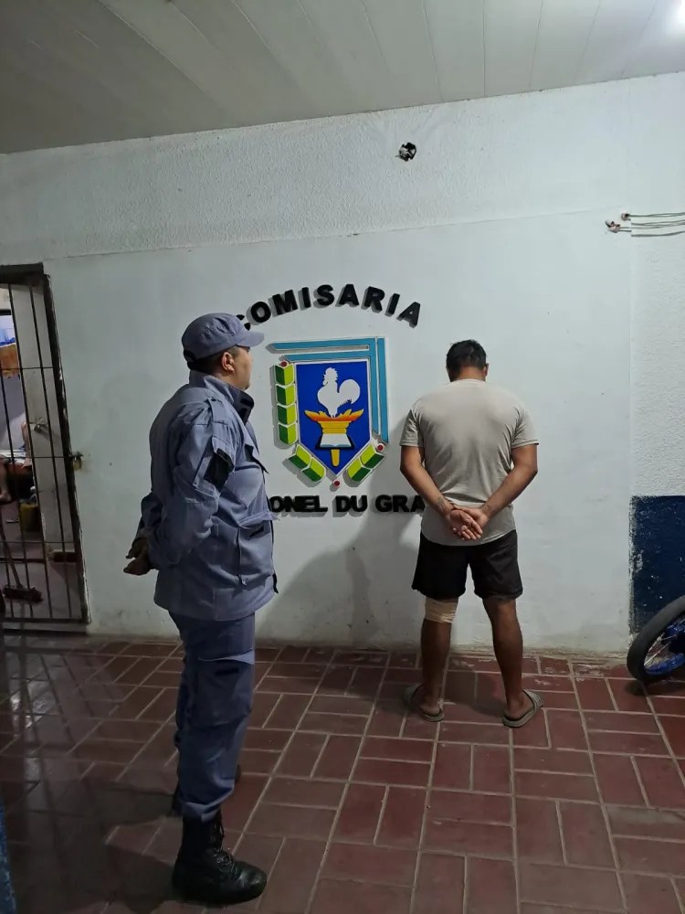 Detiene a sujeto en Coronel Du Graty por exhibición obscenas en la vía publica