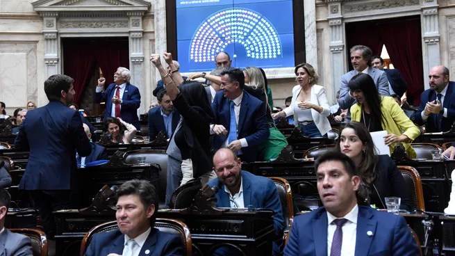 Victoria del Gobierno en Diputados: logró aval al DNU para el acuerdo con el FMI