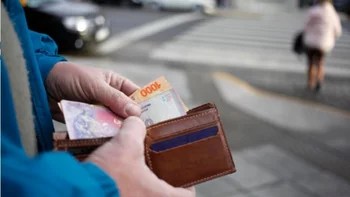 El Gobierno convocó al Consejo del Salario para fijar el nuevo mínimo, vital y móvil