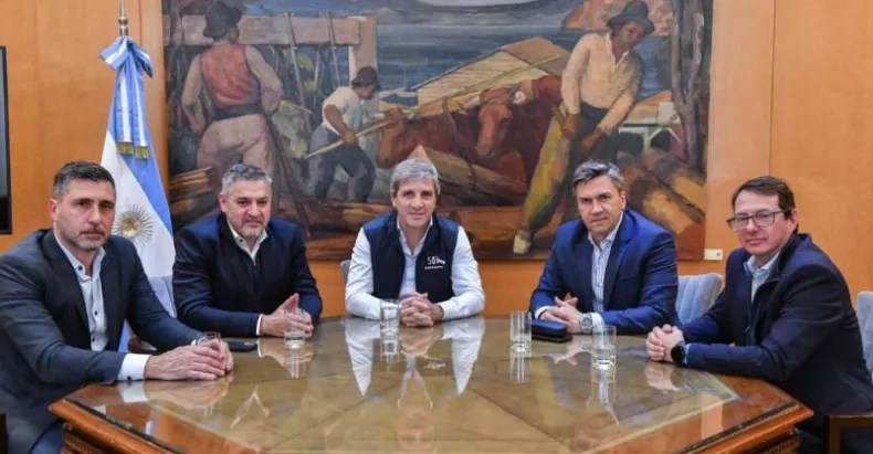 Zdero se reunió con Luis Caputo, para abordar  una agenda de trabajo vinculada a aspectos económicos y financieros chaqueños