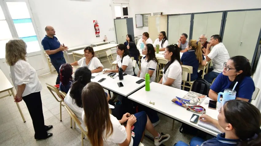 Chaco puso en marcha el Ciclo Lectivo 2026: regresan los docentes y comienzan las capacitaciones