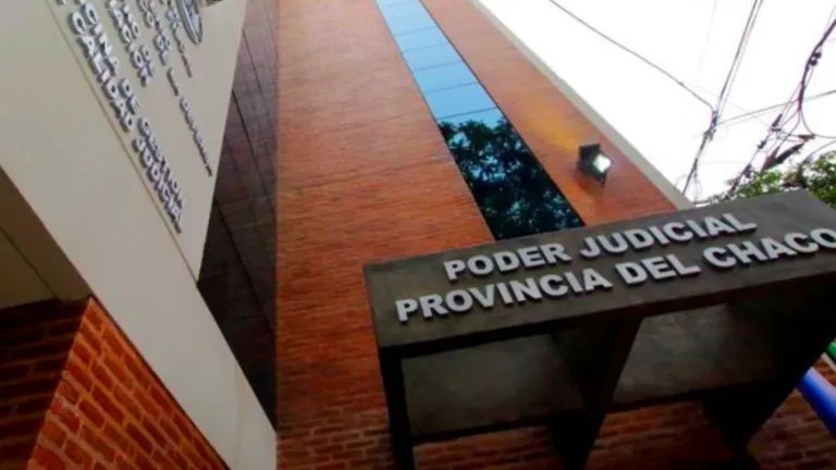 Rebelión estatal en Chaco: ante el «silencio sindical» de UPCP, trabajadores llevan el reclamo salarial a la Justicia