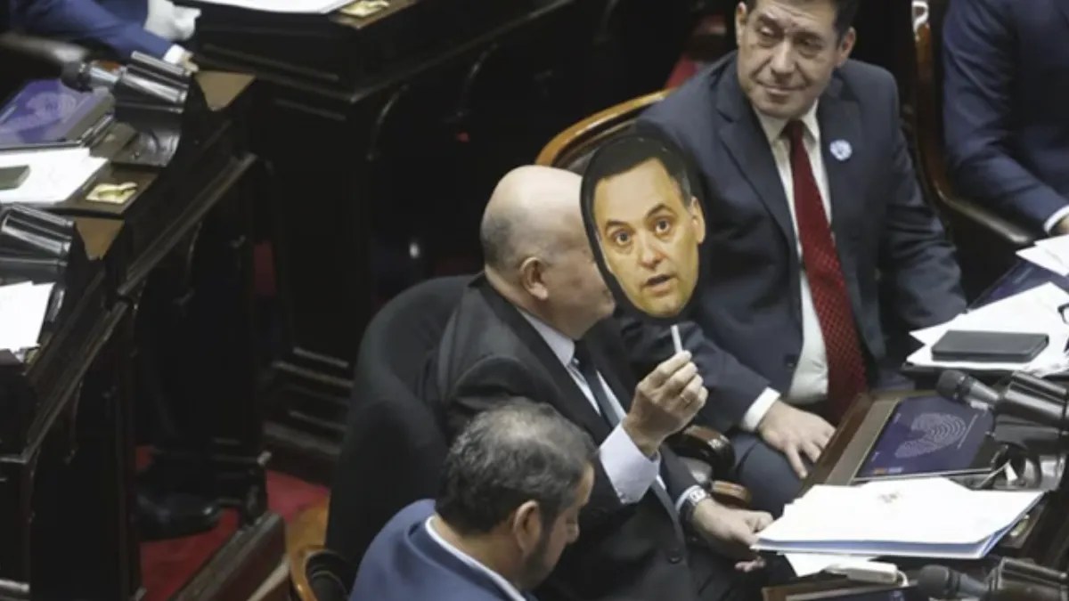 El PRO, la UCR y bloques aliados salvaron a Adorni: fracasó la sesión para interpelarlo