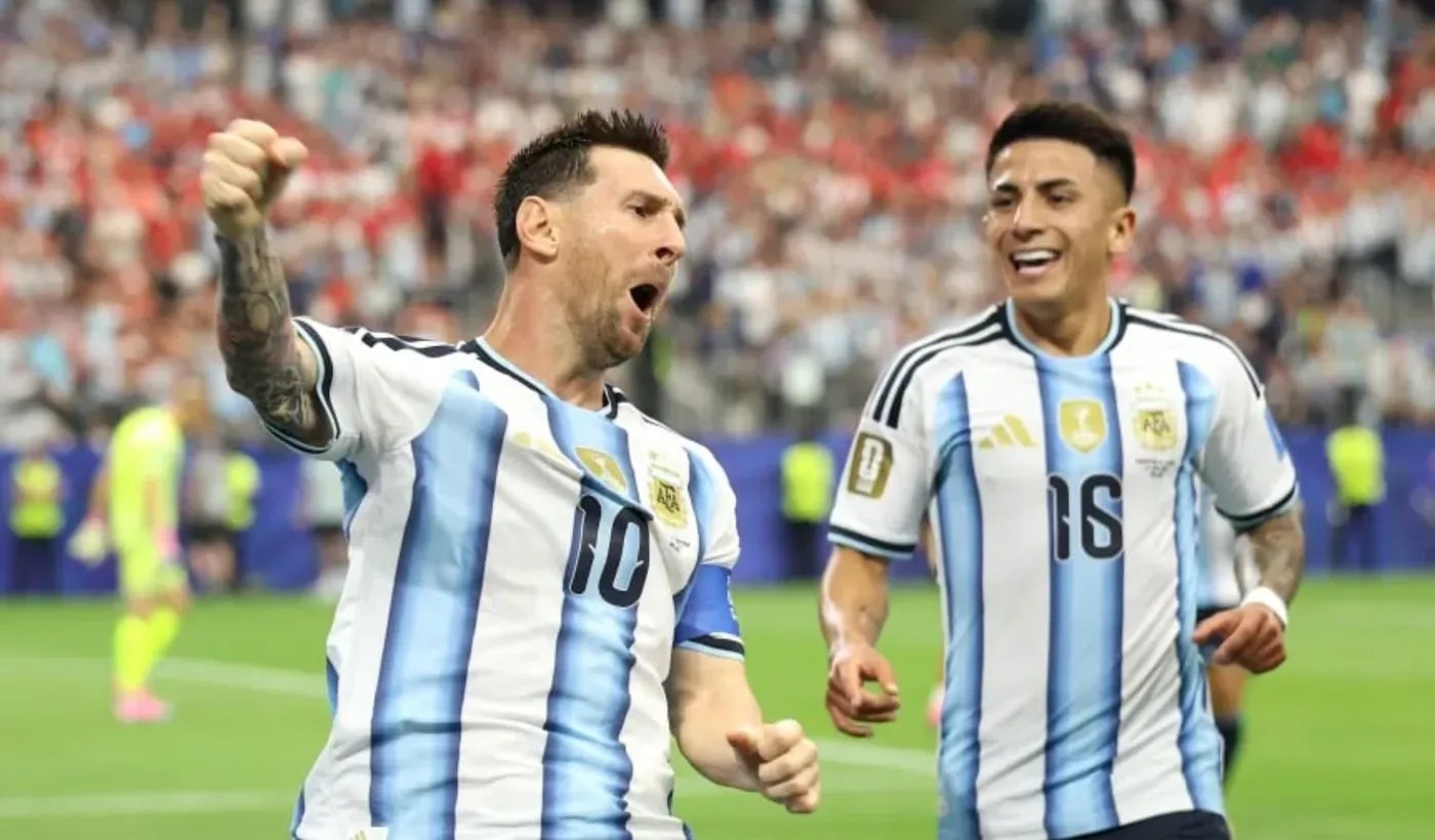 Con un Messi histórico, Argentina venció a Austria, se clasificó a dieciseisavos y el capitán rompió el récord de Klose