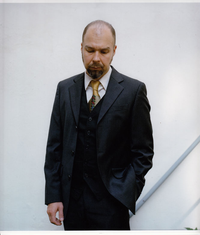 Mika Vainio | Chain D.L.K.