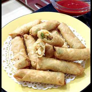 Chicken Roll (Per Dozen)