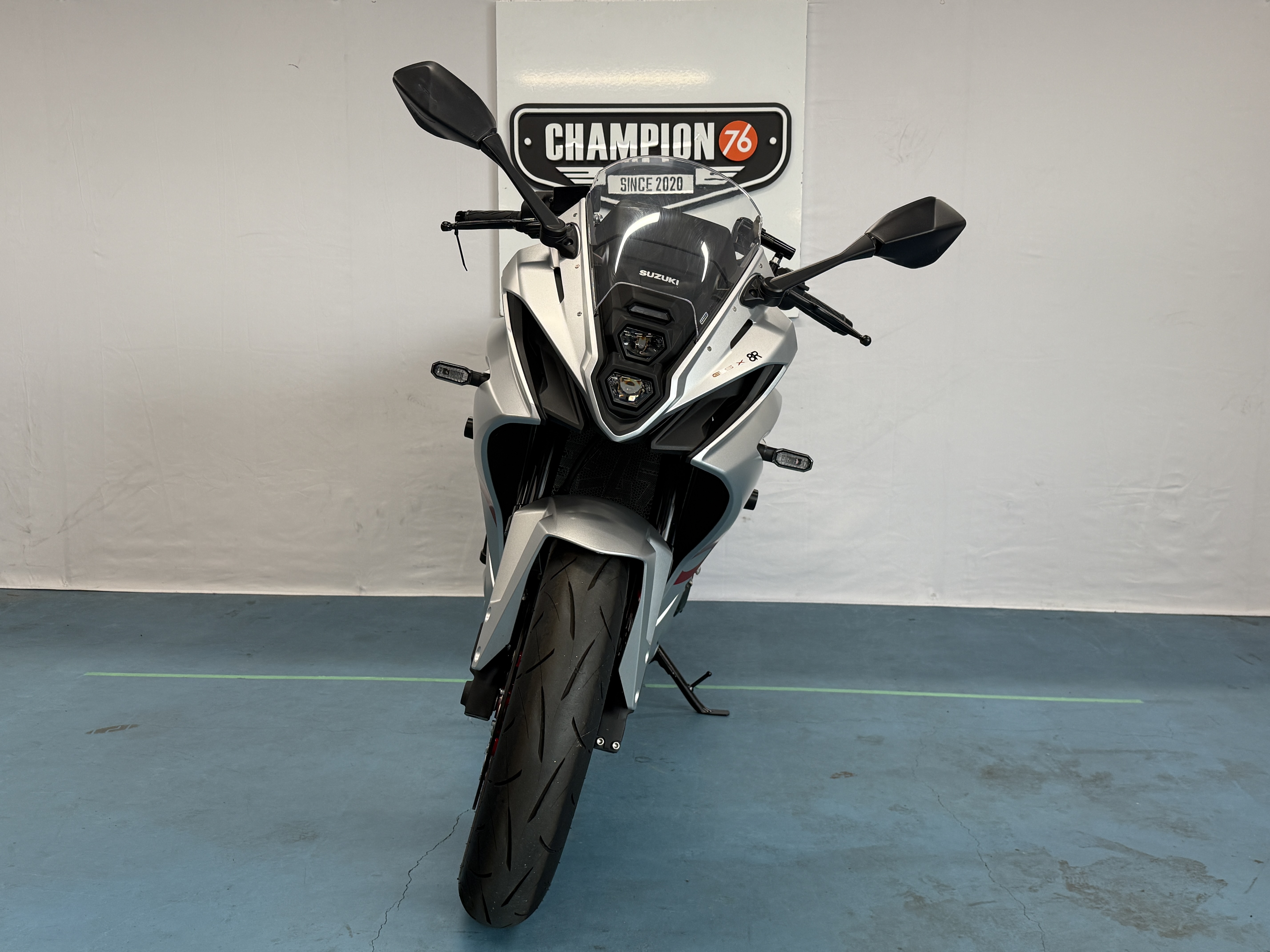 2024年式 SUZUKI GSX-8R * CHAMPION 76 | チャンピオン76