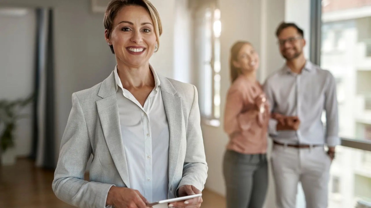 Real Estate Broker