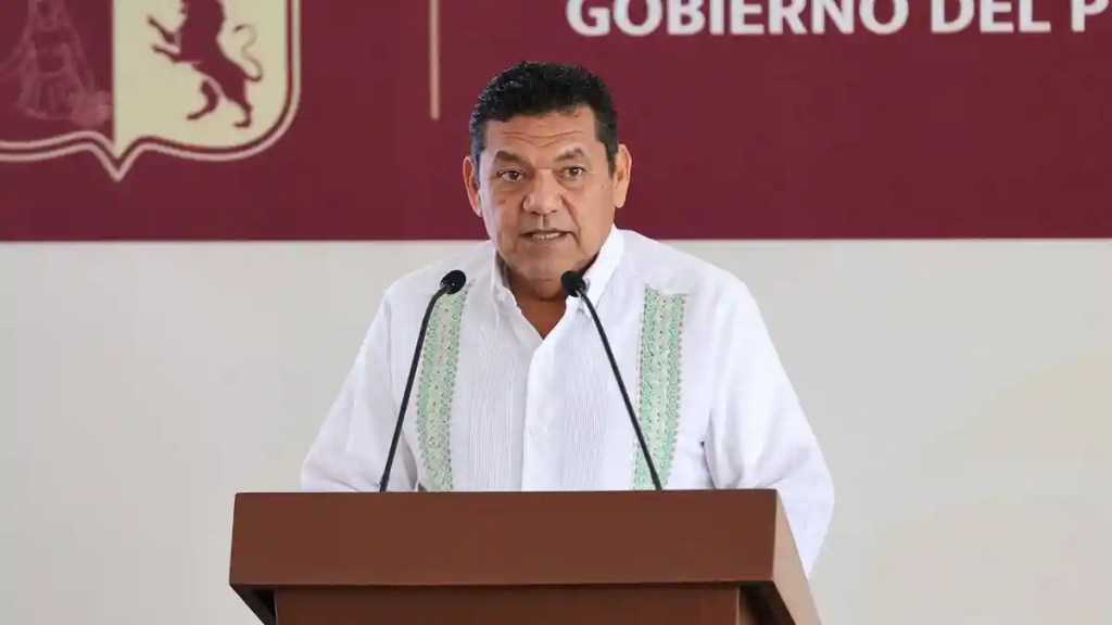 Derrame en Tabasco está bajo control: Javier May