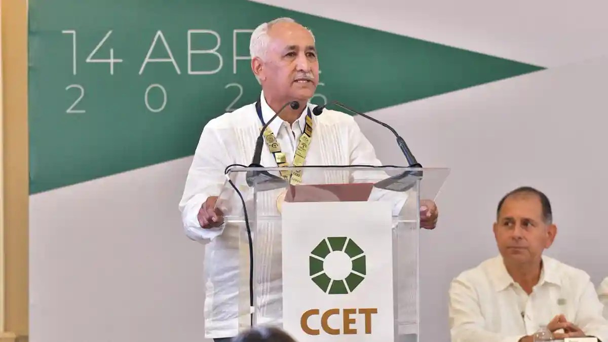 Tabasco Premia la Trayectoria del Ingeniero Jaime Merodio