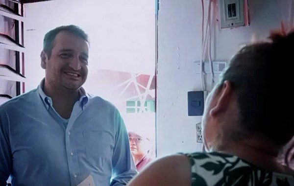 Andy López Beltrán durante recorrido por comunidades del distrito 6 federal de Tabasco