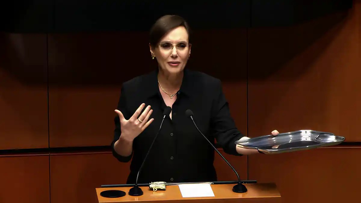 Lilly Téllez reta a Morena a romper visas en apoyo a Andy López Beltrán