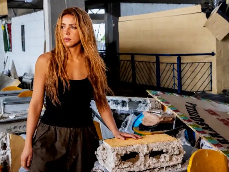 Shakira interrumpe vacaciones para ayudar a damnificados del terremoto en Chocó