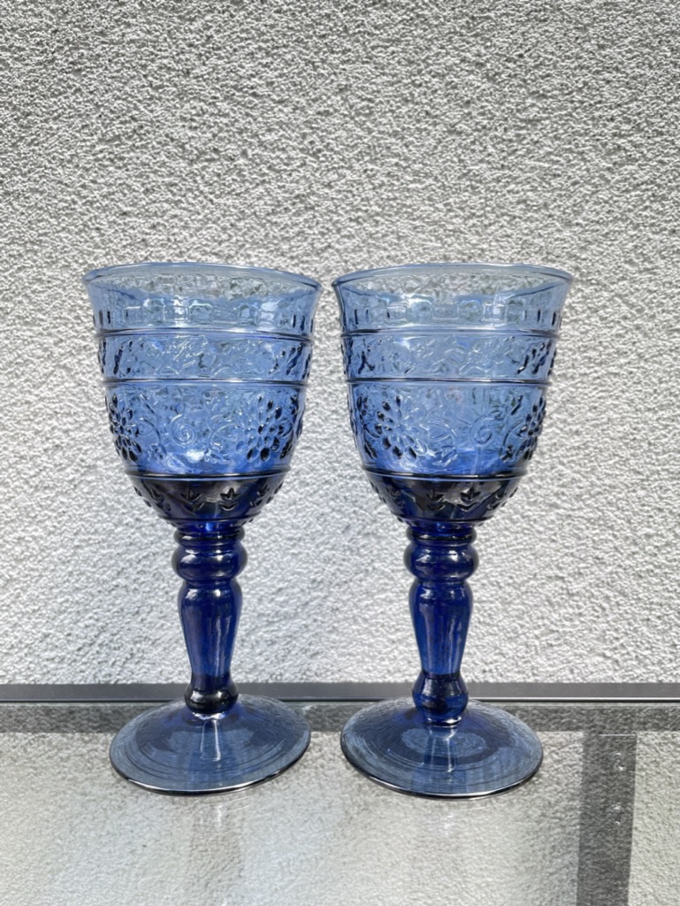 Vintage Beautiful Pair of Mikasa TENDER LEAVES BLUE 12 oz White Wine or Water Goblets Two 2