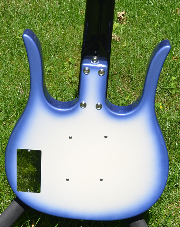 2006 Danelectro “Pro” Lornhorn Bass | ChasingGuitars