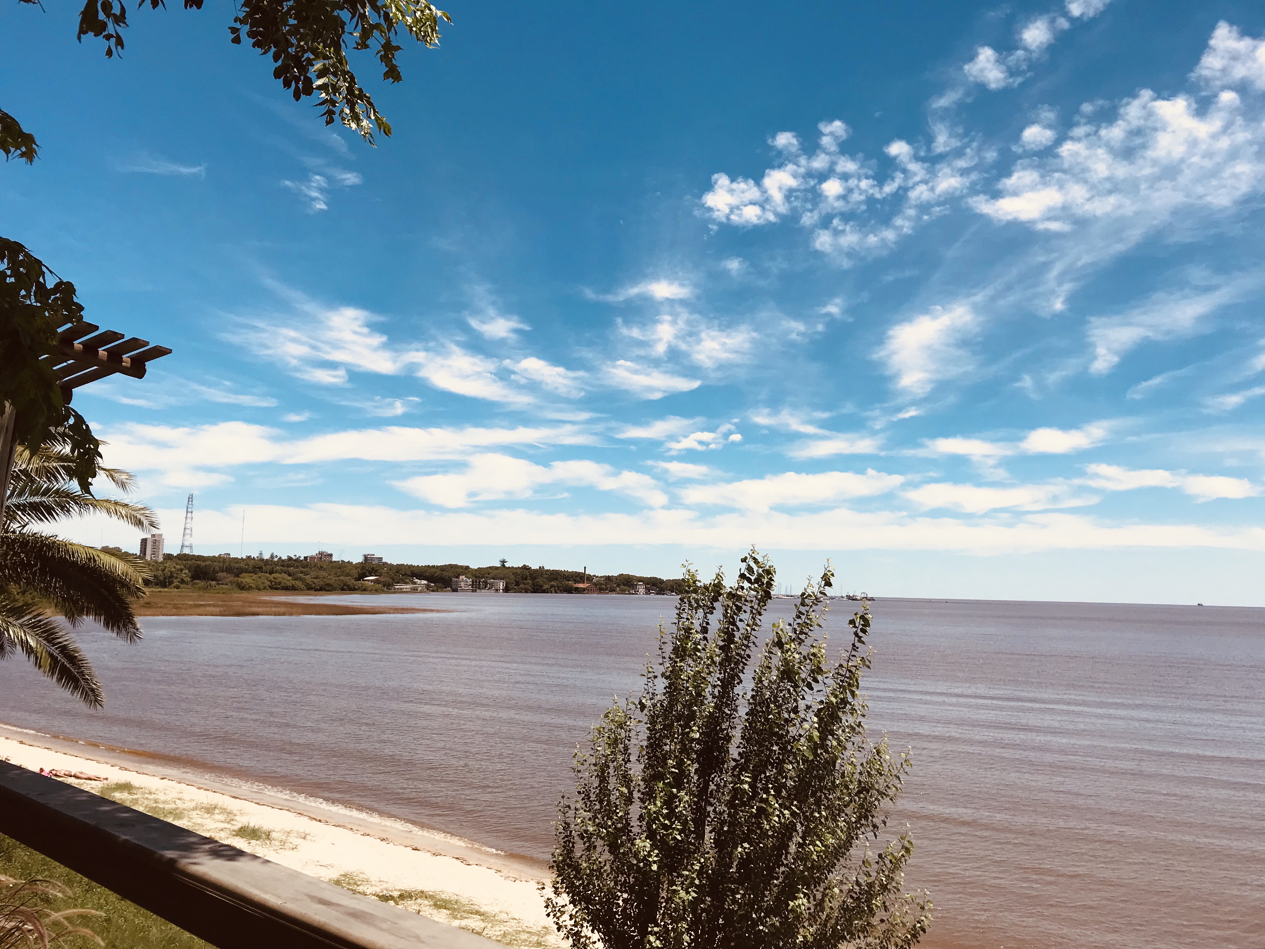 4/5 days in Uruguay