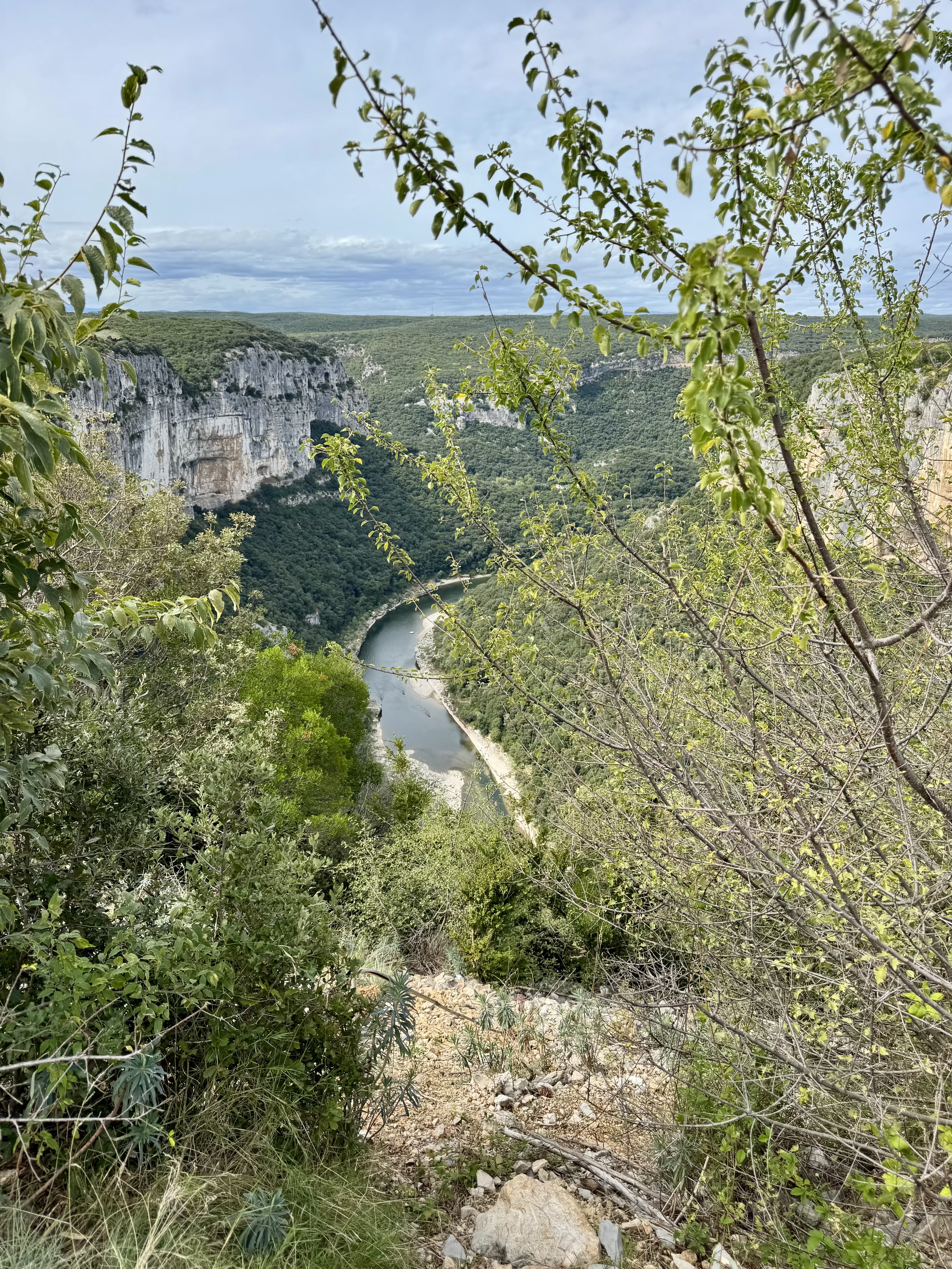Driving and hiking the Ardeche Gorge