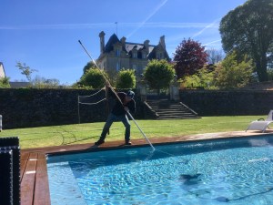 fullsizeoutput_120a La piscine du Chateau d Argouges