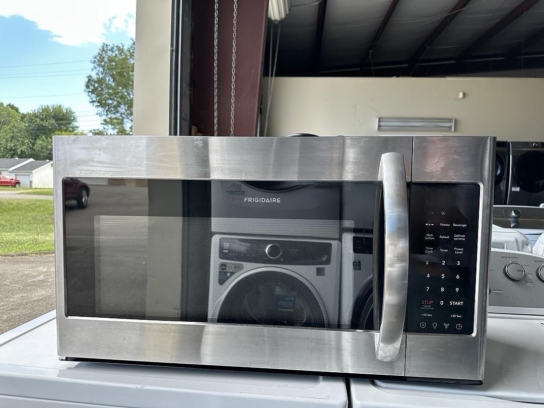Frigidaire Stainless Steel Microwave