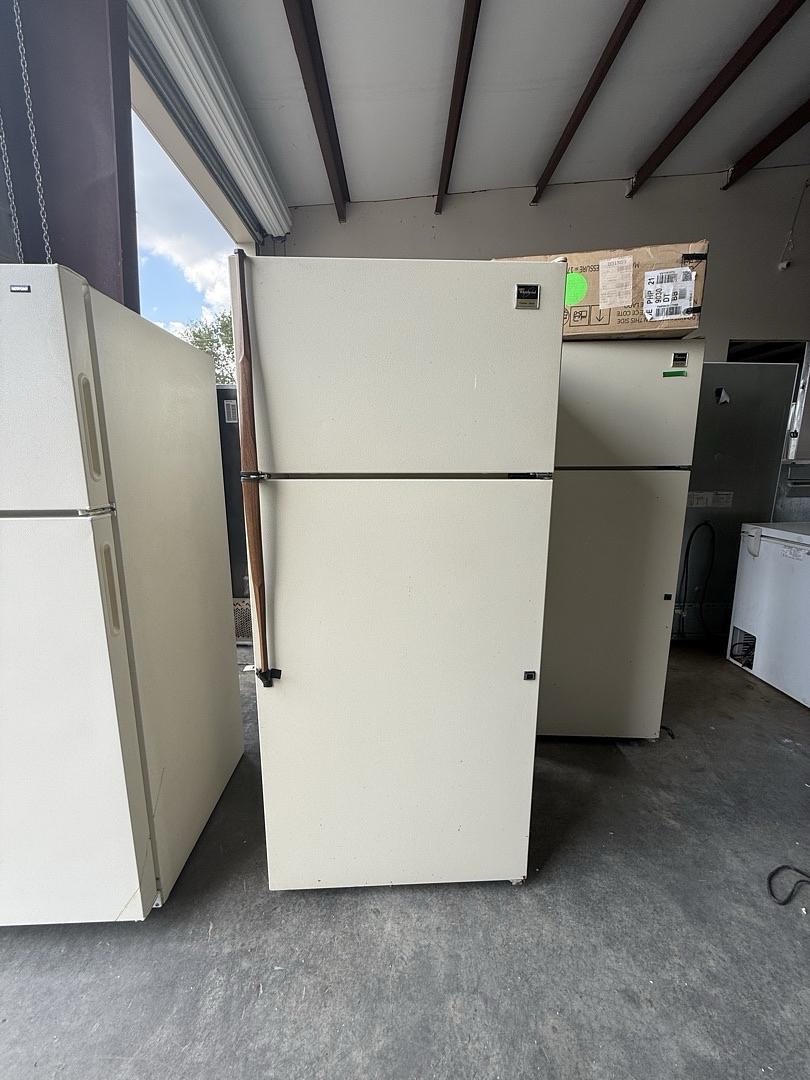 Whirlpool Top Mount Refrigerator