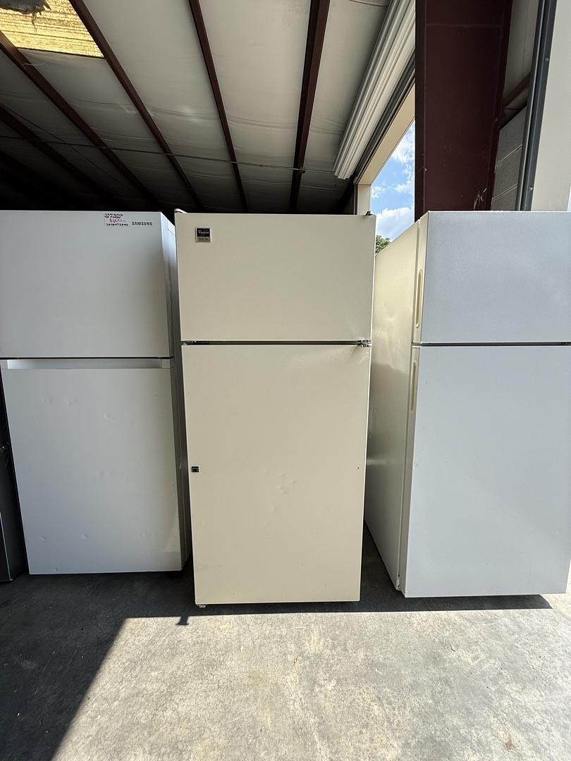 Whirlpool Top Mount Older Refrigerator