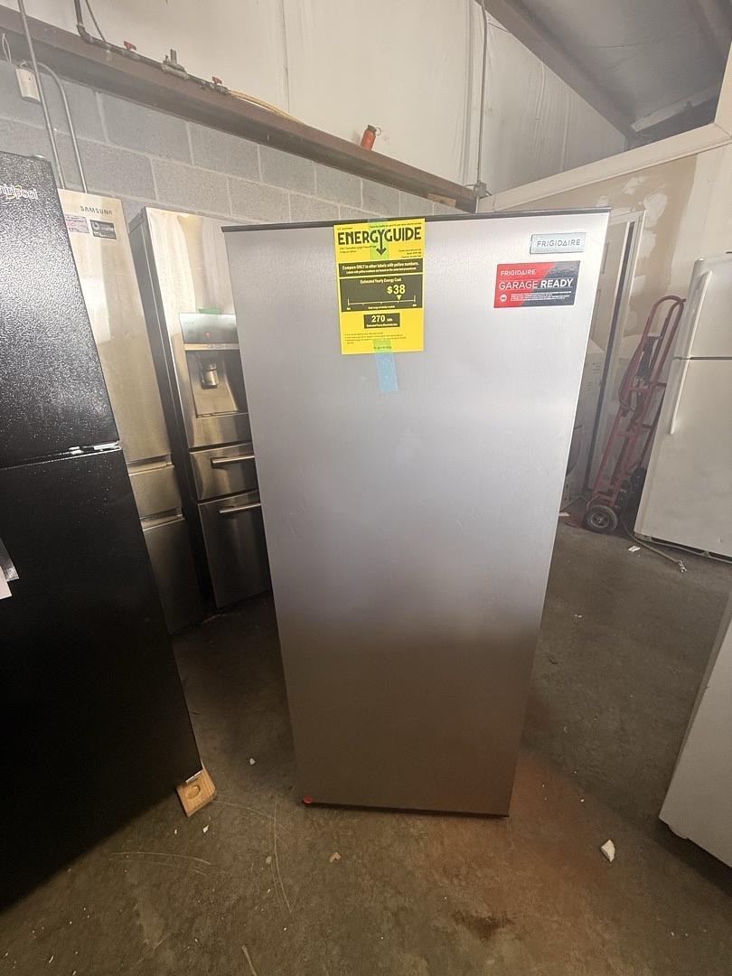 Frigidaire Convertible Garage Ready Upright Freezer