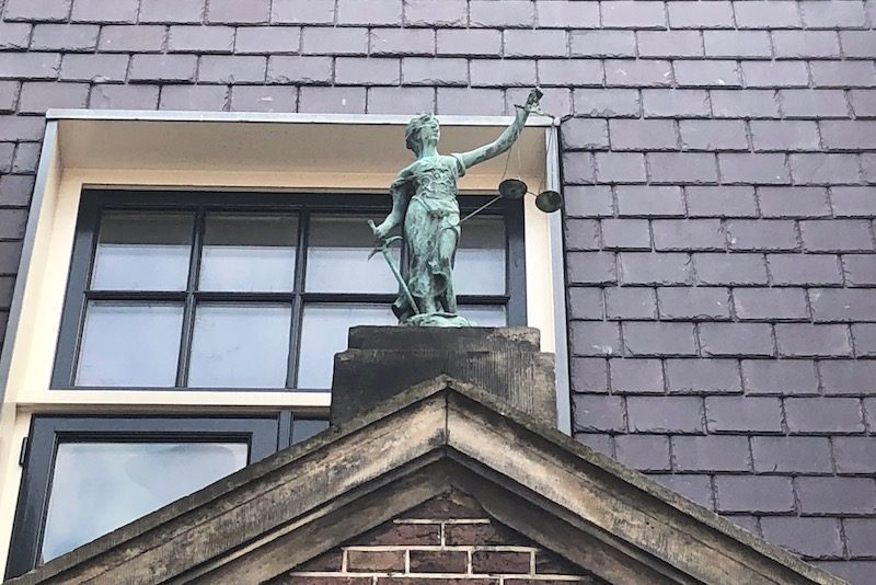 Drie mannen veroordeeld na gewelddadige woningoverval en poging tot afpersing aan Vooruitstraat in P