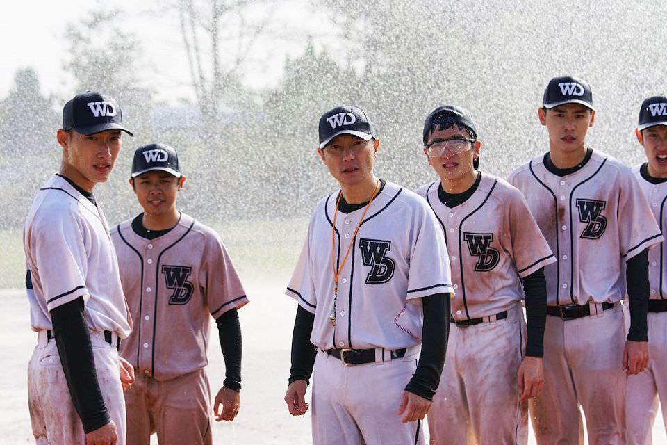 王牌教師麻辣出擊：台灣吳亦凡槓上台灣老炮兒棒球喜劇版┃影評