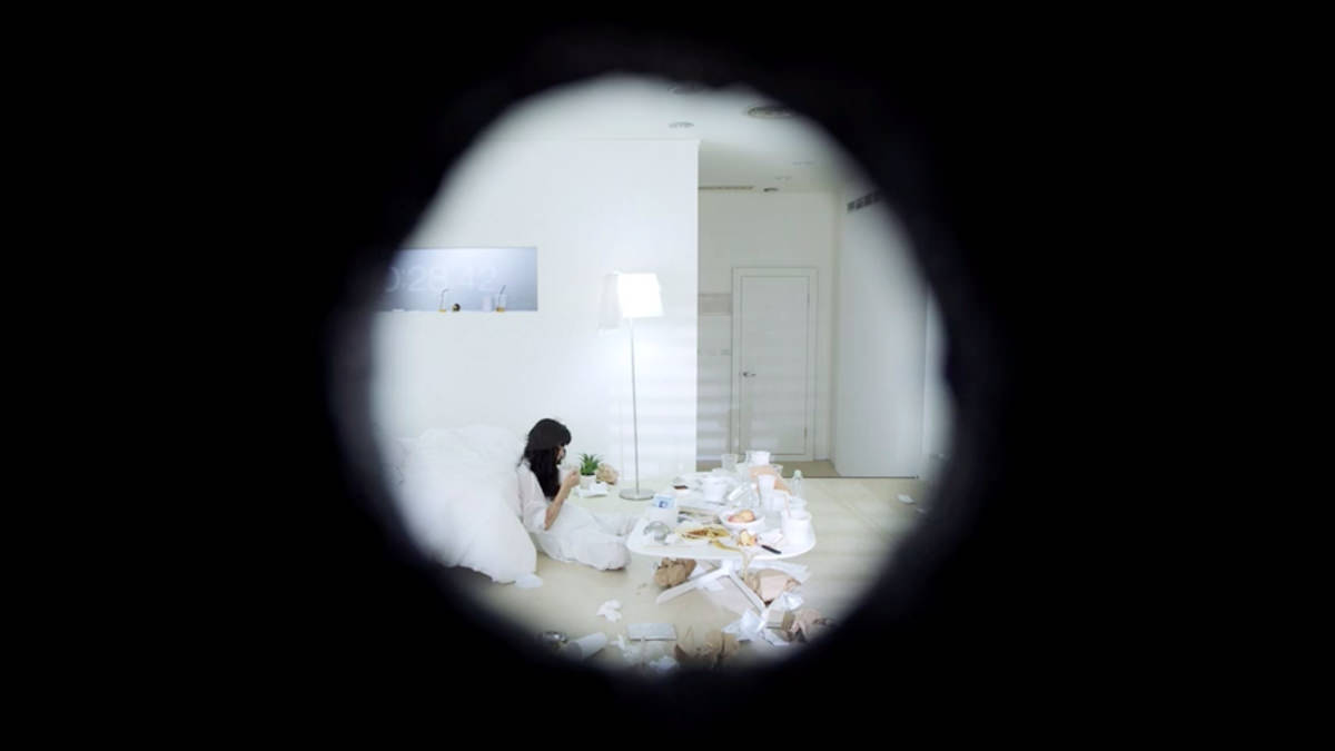 打掃：女性處境是永恆的黑洞擴張 | 鏡文學驚悚劇場 | 影評