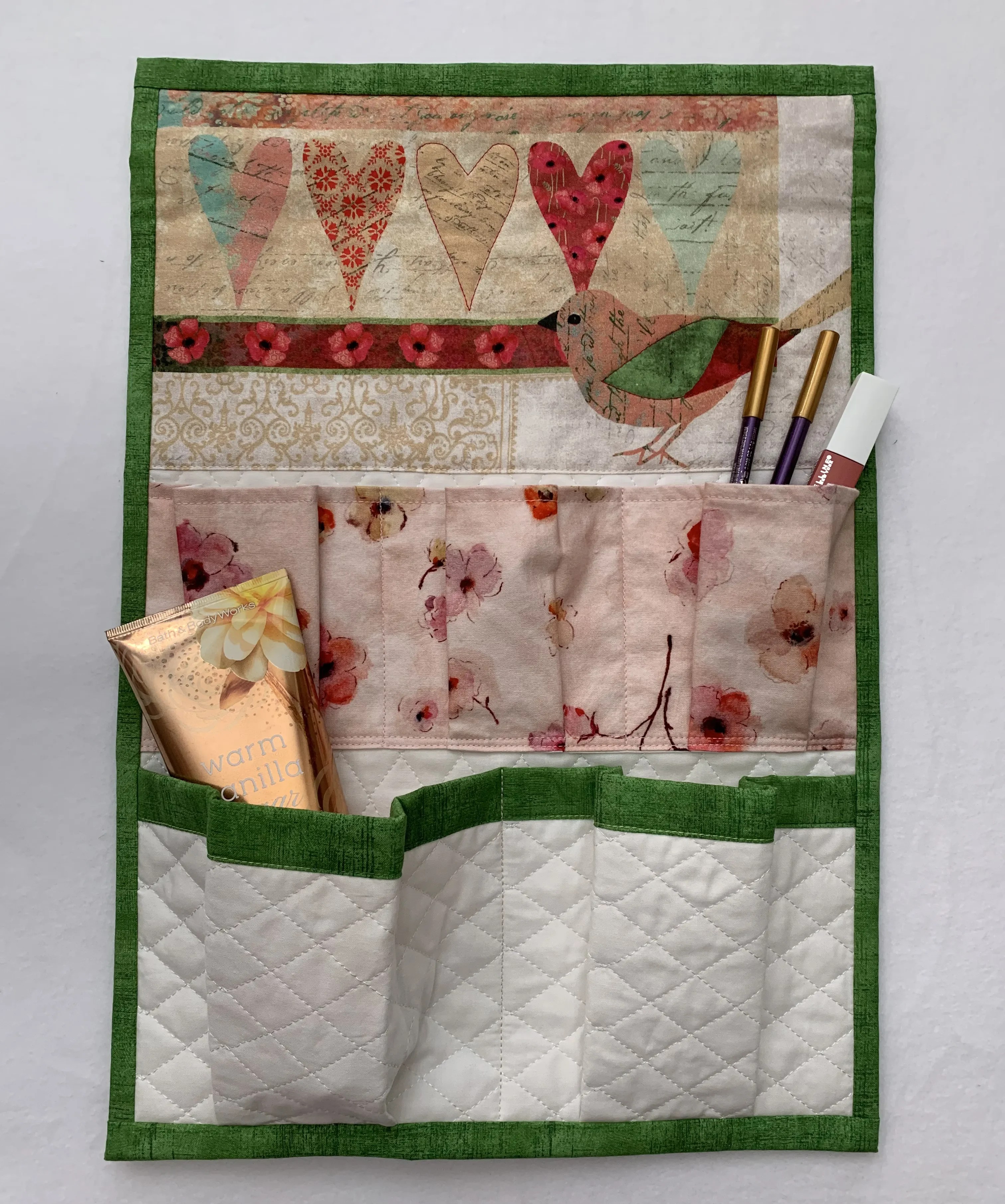 Lovey Dovey - Wall Organizer