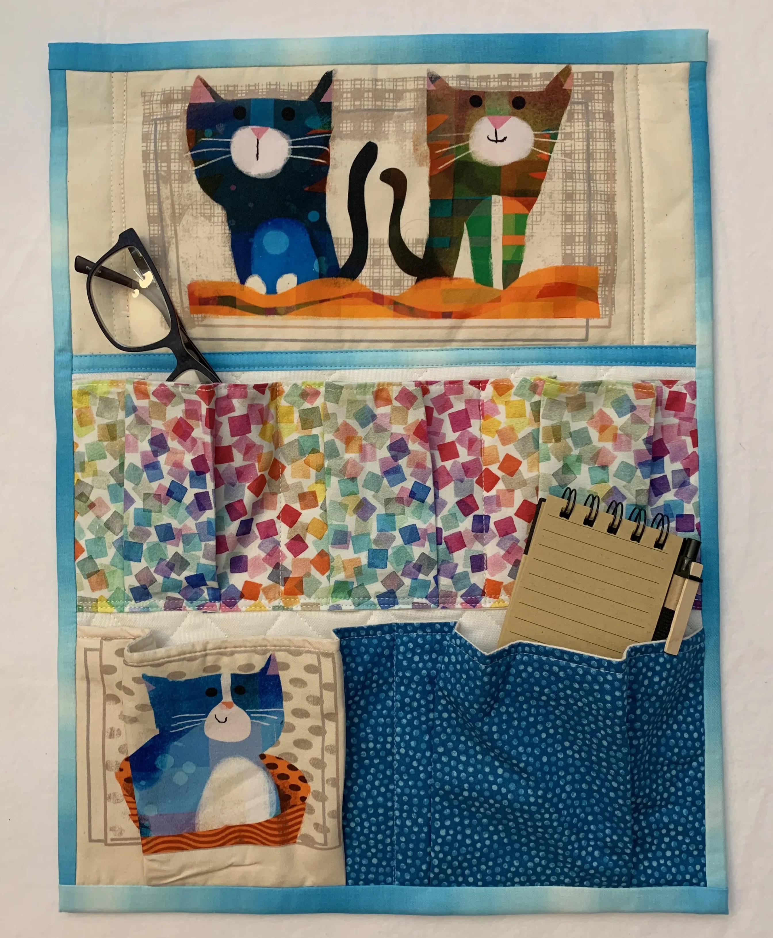 Wall Organizer - Blue Cats