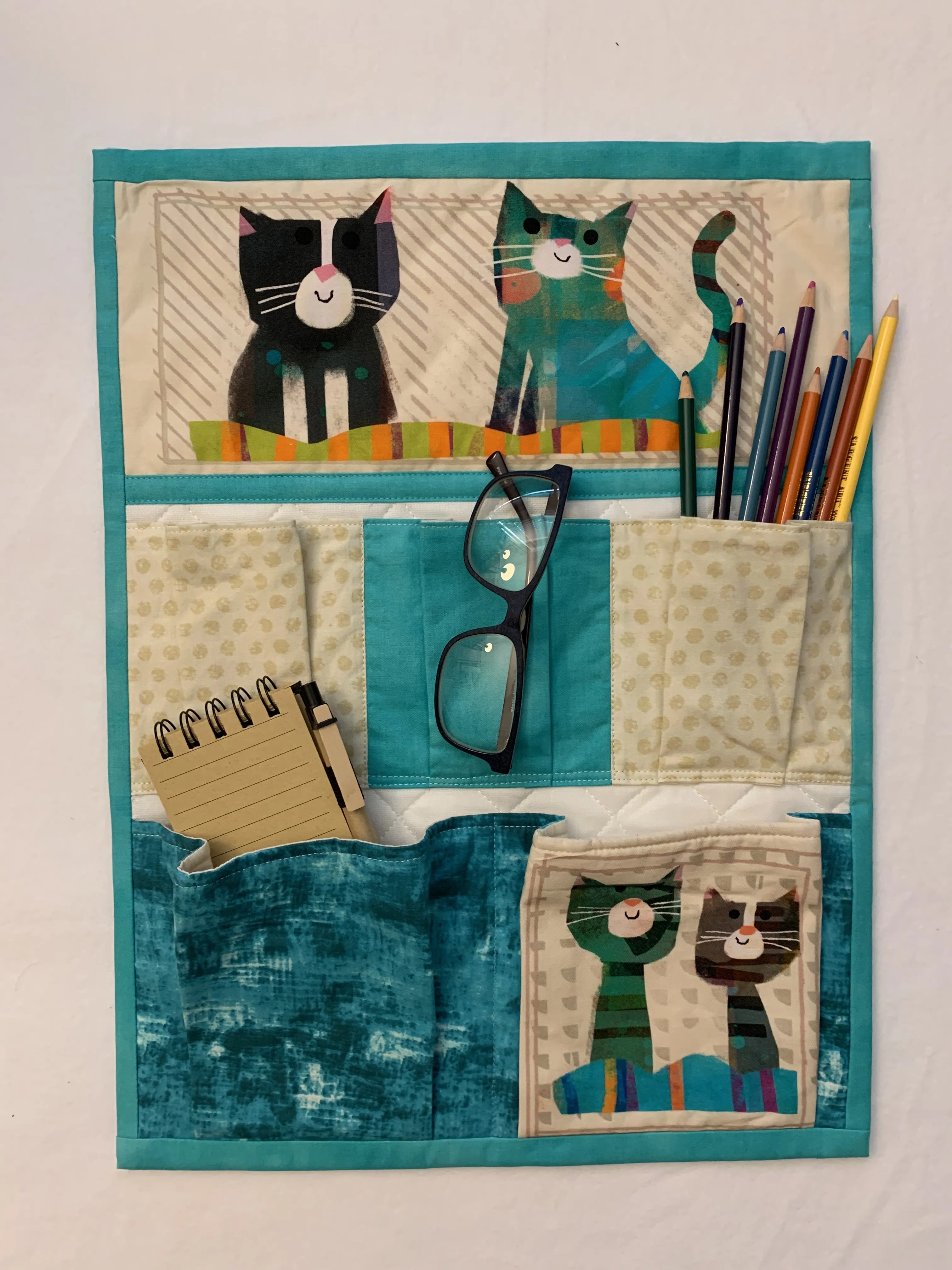 Teal Cats - Wall Organizer