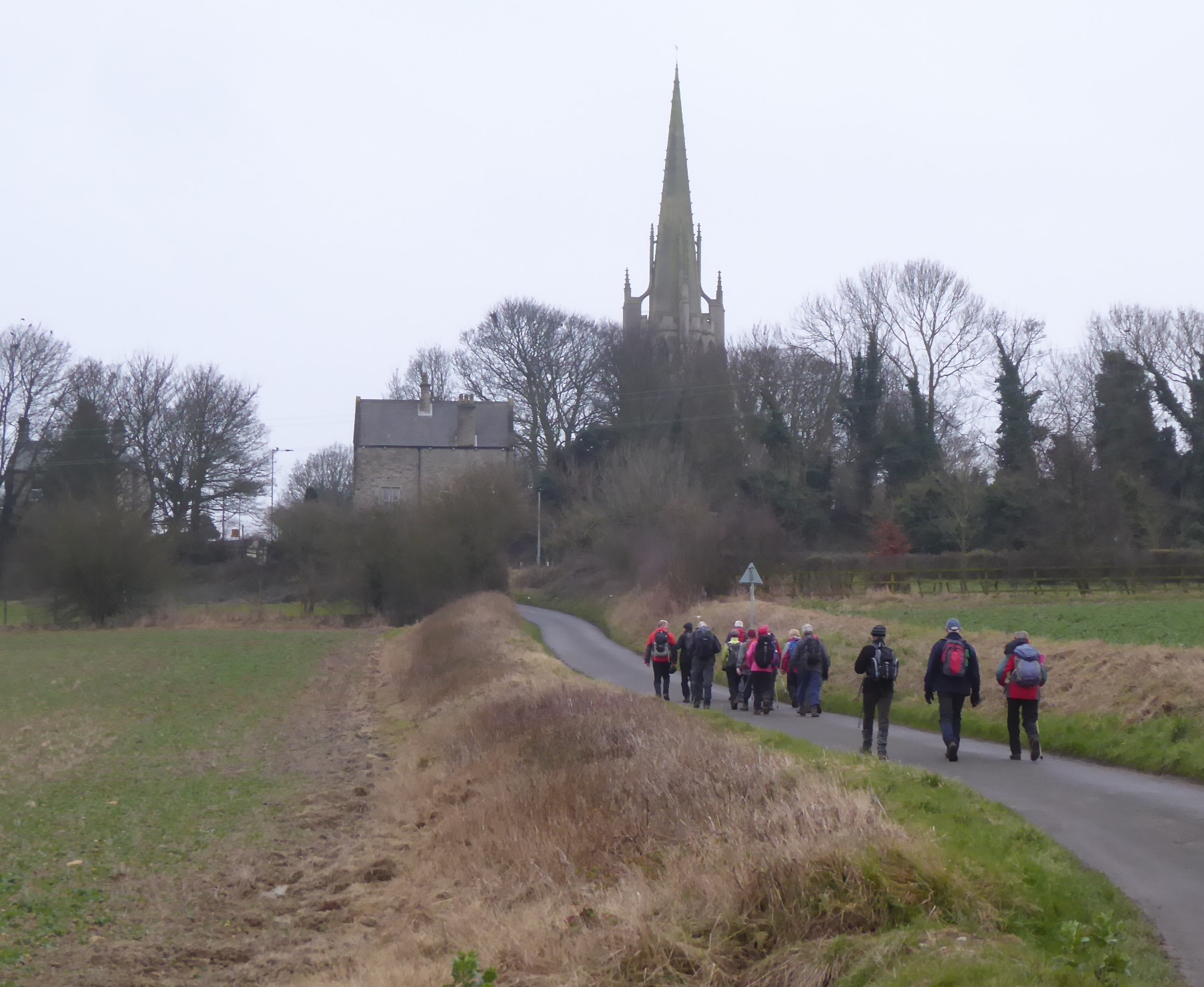 A return to Laughton en Le Morthen with it's impressive church. Apparently going east nothing as high till you get to the Urals !