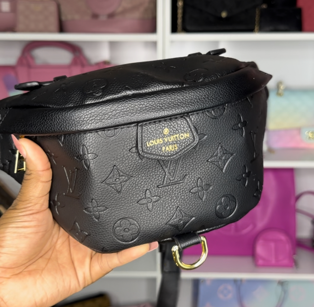 LV BumBag – Black