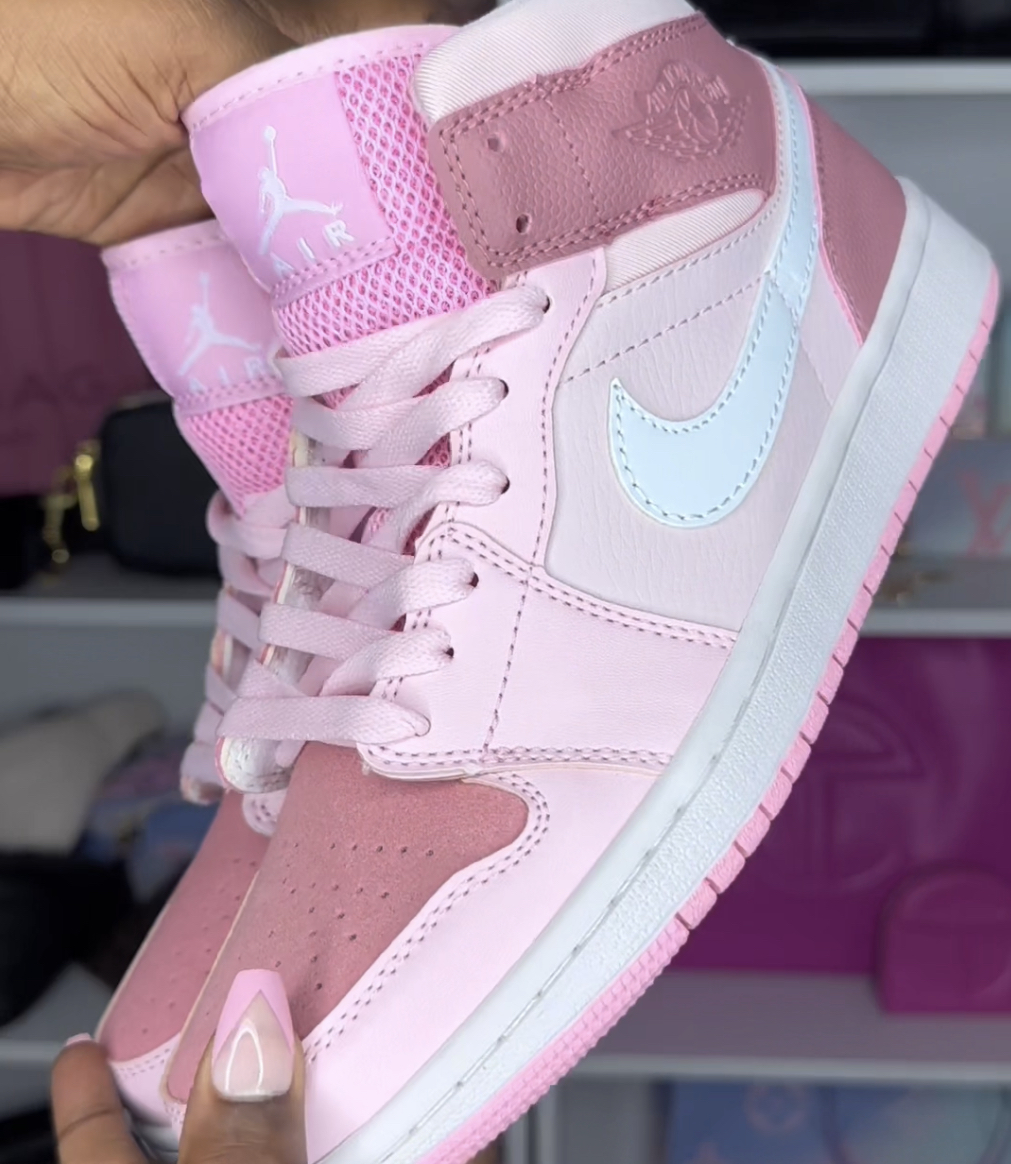 Jordan 1 Digital Pink