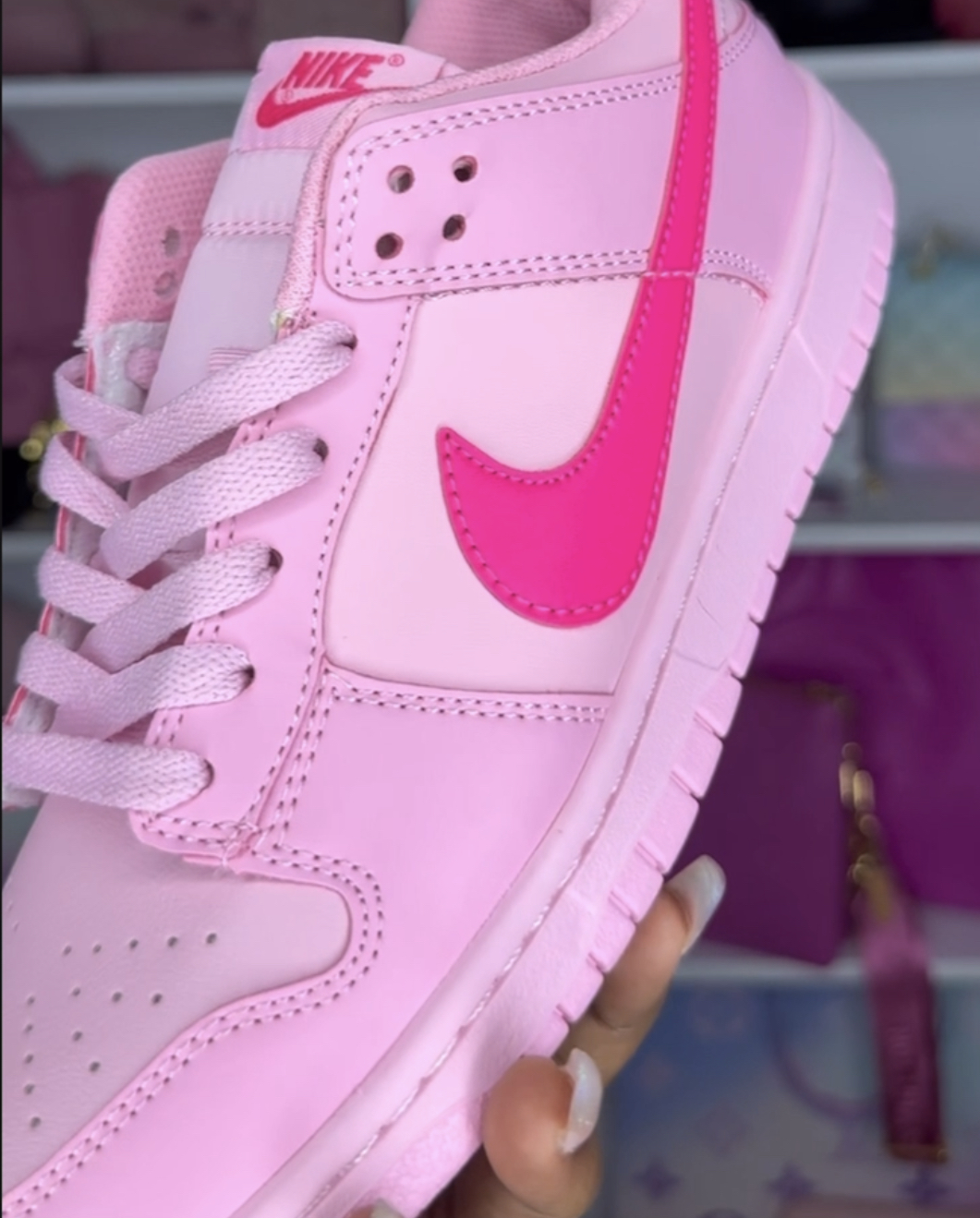 Barbie – Triple Pink Dunks