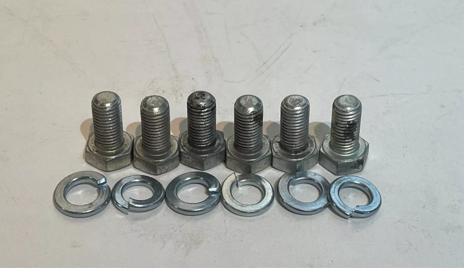 Clutch Bolt Kit Early Chg Classics Ltd