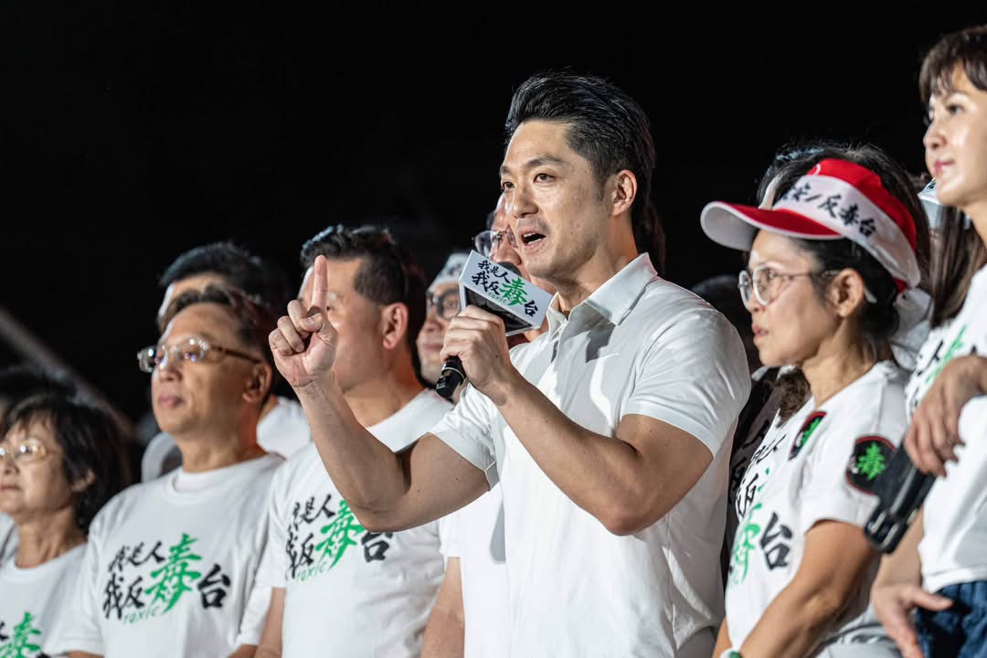 當《經濟學人》力挺台灣「新獨裁」 蔣萬安毒油喚起台灣人覺醒