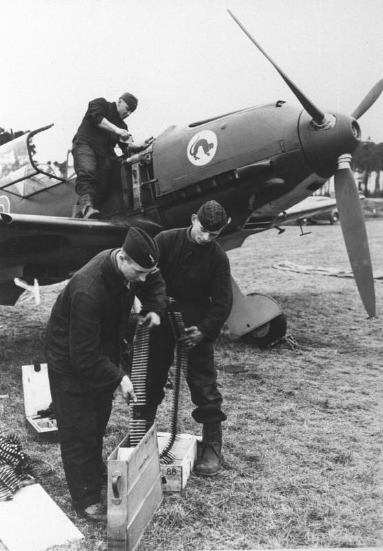 Flugzeug Me 109, Wartung und Bewaffnung