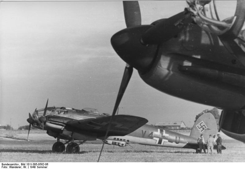 Flugzeug Heinkel He 111