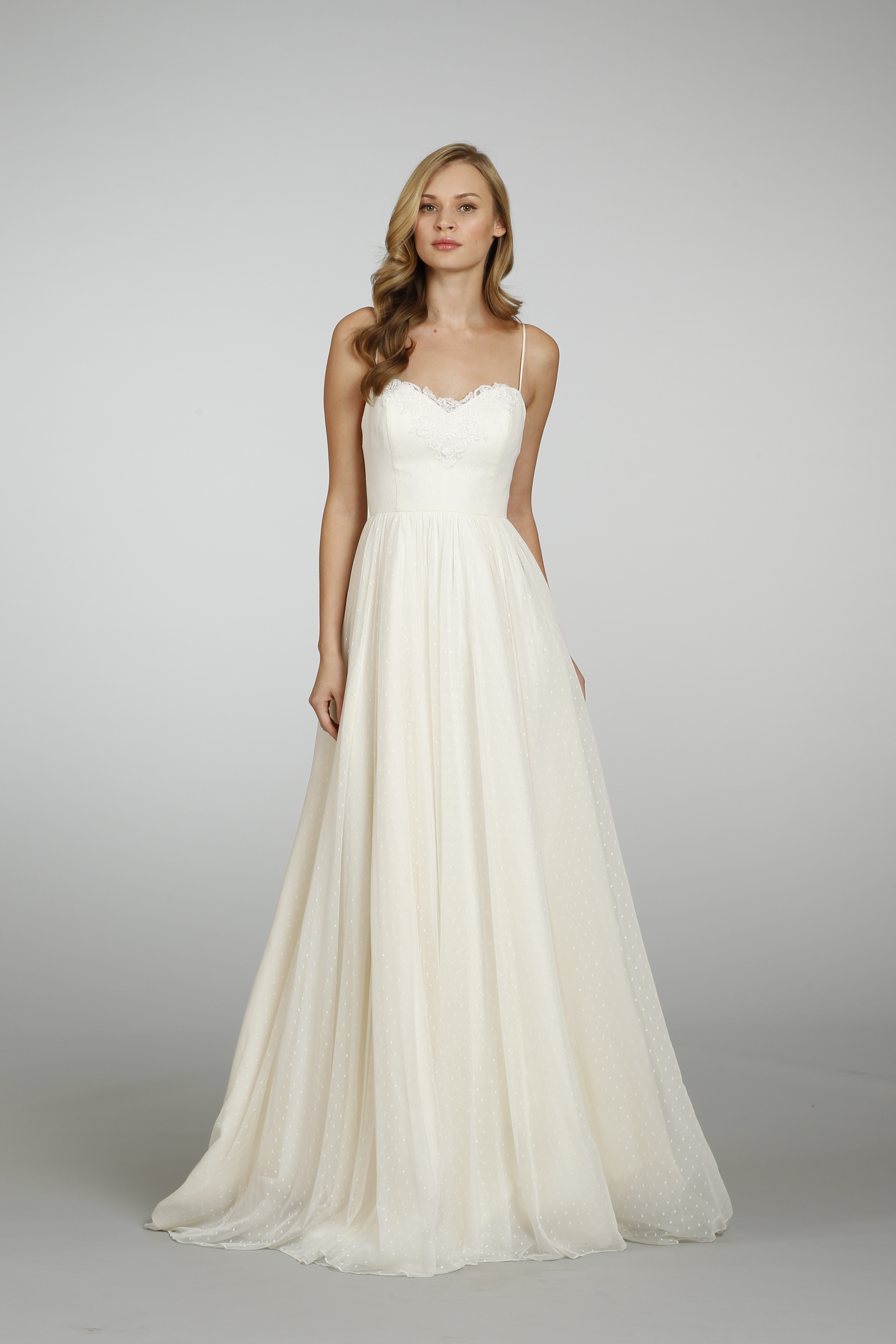 Wedding Wisdom Top Tips On Finding The Most Flattering Wedding Dress By Paperswan Bride Chic Vintage Brides Chic Vintage Brides