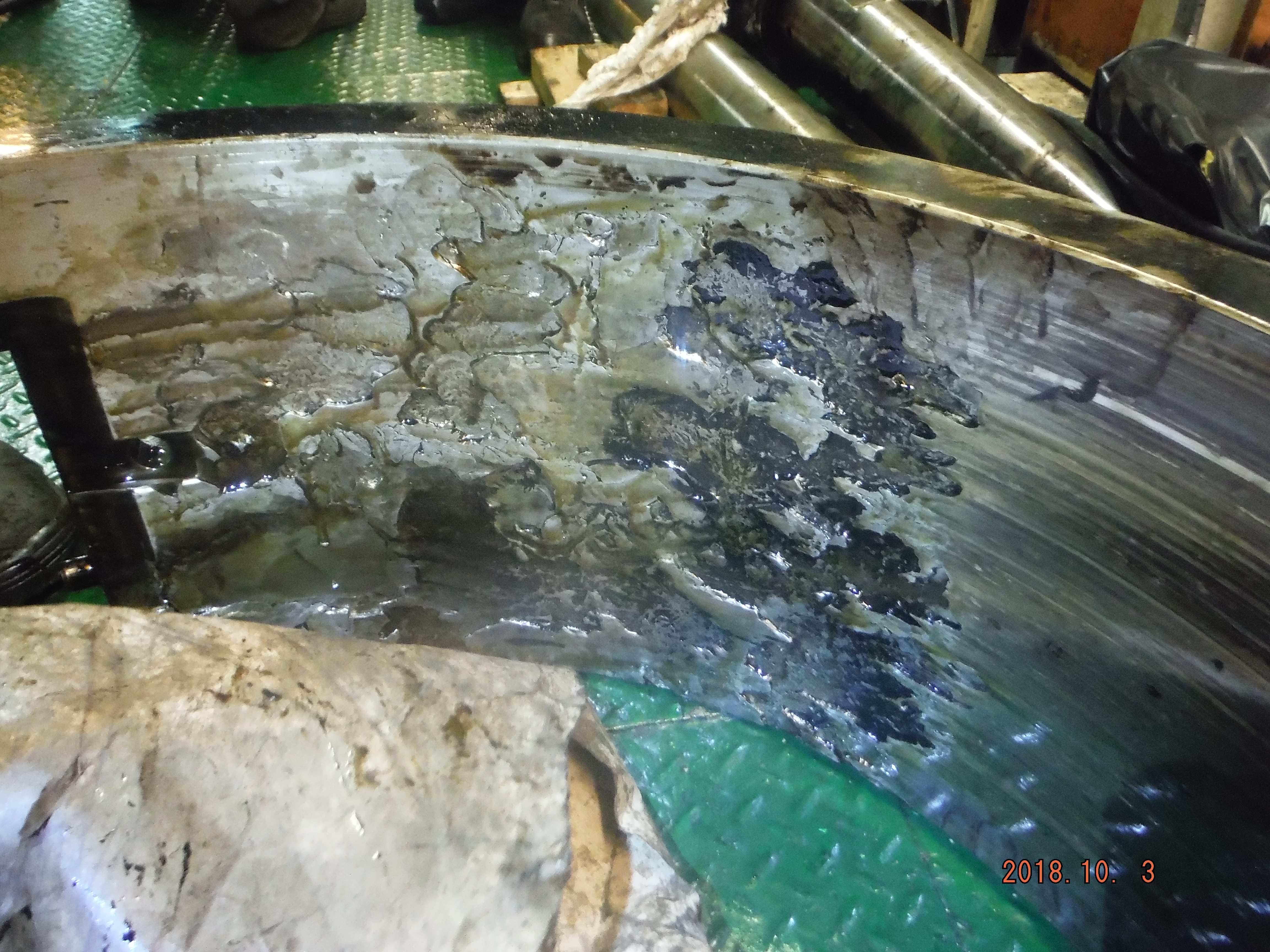 What you need to know if white metal fragments are found inside main engine crankcase