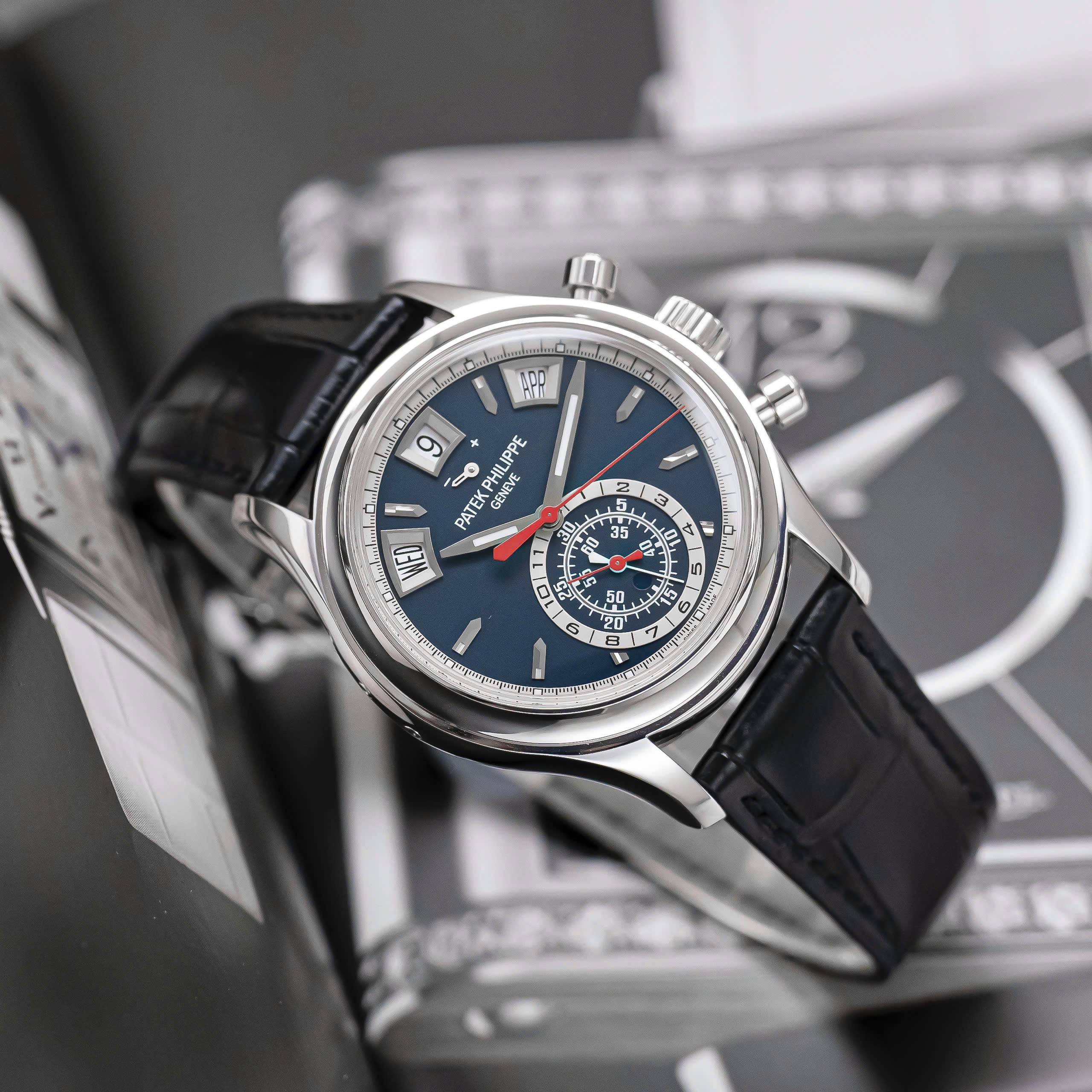Patek Philippe Annual Calendar Chronograph 5960/01G-001
