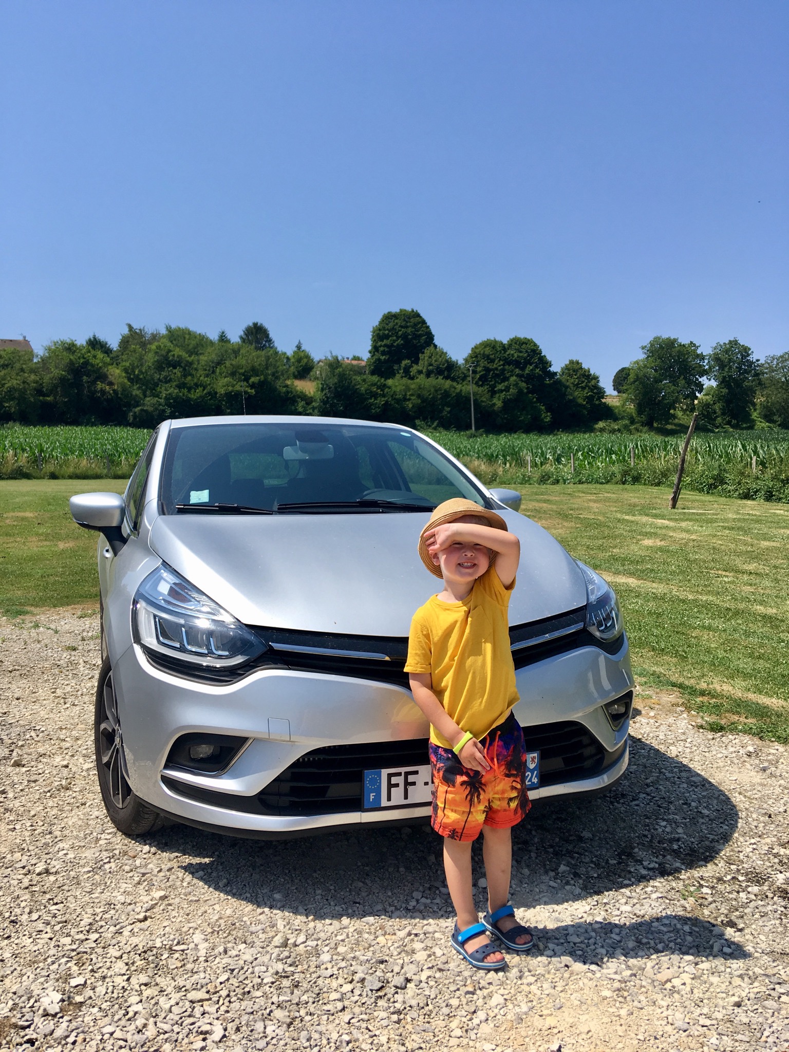The cheapest way to hire a car in france