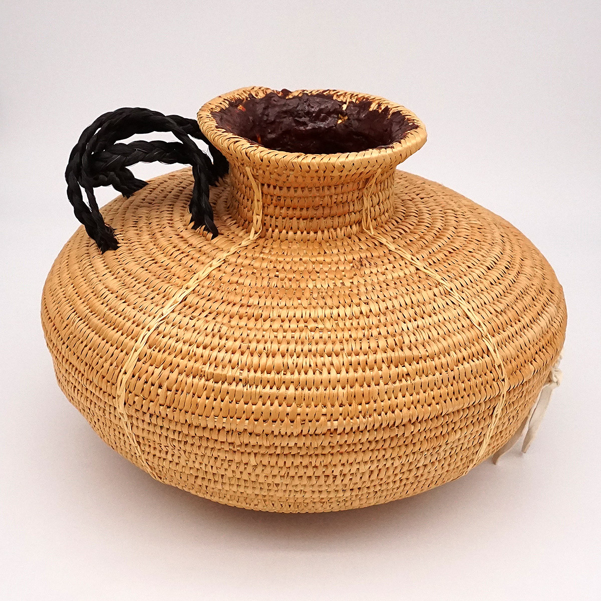 Fayola Roybal, Jicarilla Apache, water jug, 8" x 12.5", 1990s